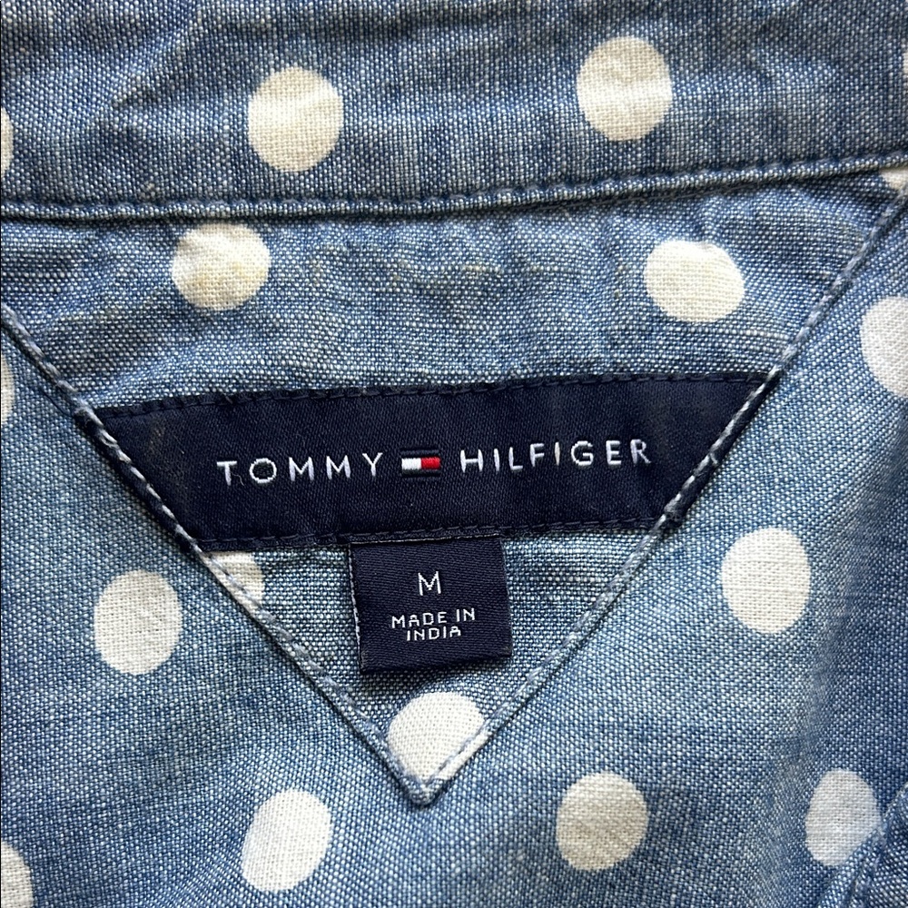 Tommy Hilfiger Light Blue Polka Dot Sleeveless Button-Down Shirt ! Medium - Picture 5 of 6